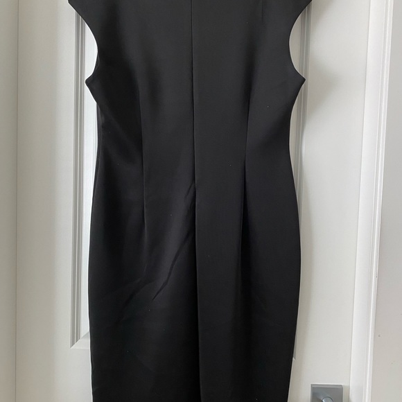 Cocktail dress - Picture 1 of 3